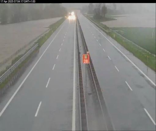 Un tir è andato in contromano per dieci chilometri prima di immettersi sulla Torino-Milano