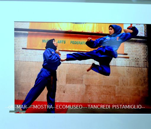 Mostra fotografica con donne come soggetto Mostra fotografica con donne come soggetto