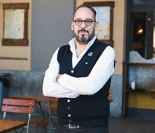 «Il locale in centro è in vendita», l’Oragiusta guarda alle vallate del Pinerolese