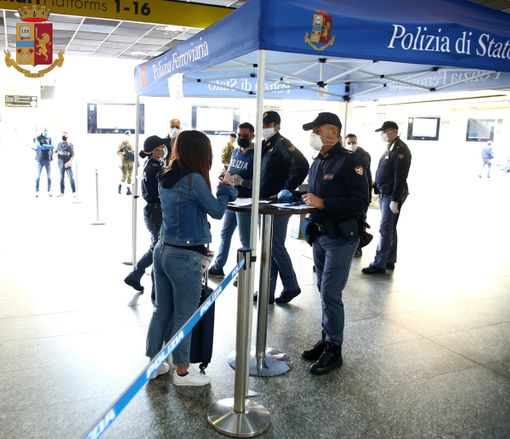 Polfer, intensificati in estate i servizi antiborseggio. Oltre 3 mila treni scortati