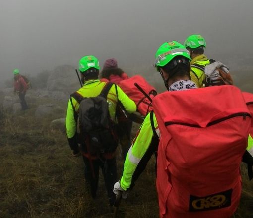Pastore muore sull'Alpe Pian del Roc, la salma recuperata dal Soccorso Alpino Pastore muore sull'Alpe Pian del Roc, la salma recuperata dal Soccorso Alpino