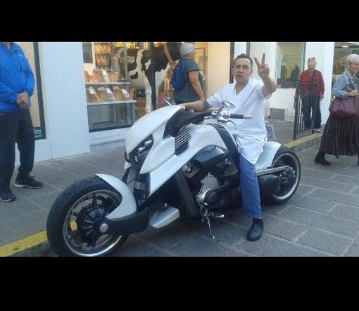 Latitante torna dalla Spagna per vedere la madre, arrestato a Ivrea Latitante torna dalla Spagna per vedere la madre, arrestato a Ivrea