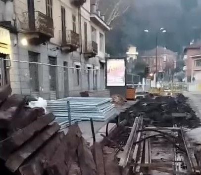 Gli attivisti: “Non scaricate le responsabilità su di noi”