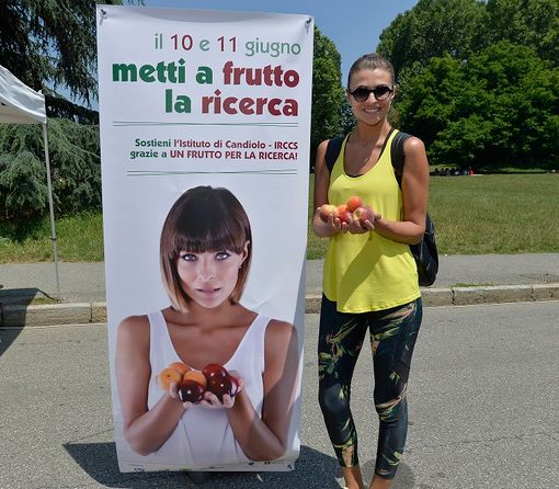 Torna "Un frutto per la Ricerca", testimonial Cristina Chiabotto Torna "Un frutto per la Ricerca", testimonial Cristina Chiabotto