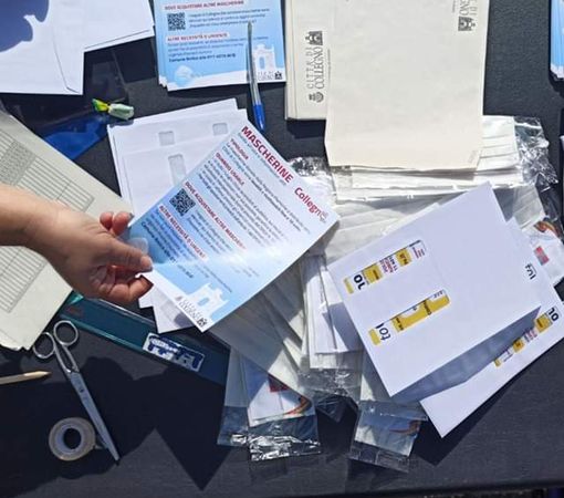 Collegno, partita la distribuzione delle mascherine fornite della Regione Collegno, partita la distribuzione delle mascherine fornite della Regione