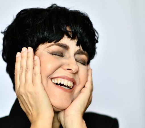 L’anima e l’arte di “Mimì” sul palco del Sociale di Pinerolo