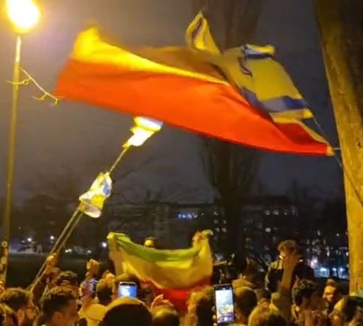 Centinaia di ragazzi e ragazze si sono ritrovati al parco del Valentino