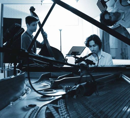 Baudelaire rivive al Jazz Club con “I suoni del male”: questa sera, la presentazione del disco di Emanuele Sartoris e Marco Bellafiore