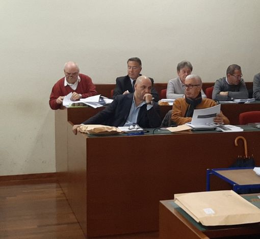 Giuseppino Berti in Consiglio comunale (secondo da sinistra in prima fila- Giuseppino Berti in Consiglio comunale (secondo da sinistra in prima fila-