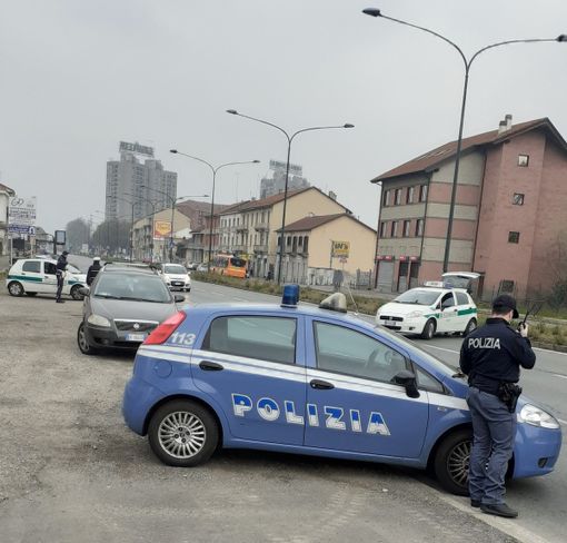 Controlli in Barriera di Milano: un arresto e quattro denunce