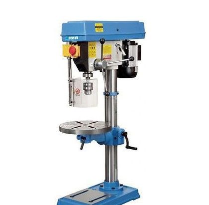 Lavorazione del legno: uso in sicurezza del trapano a colonna