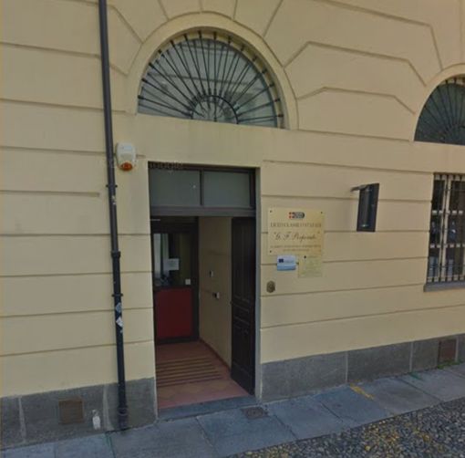 Primo caso di positività al coronavirus in classe a Pinerolo Primo caso di positività al coronavirus in classe a Pinerolo