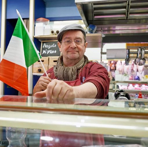 i origini toscane, ha portato sotto la Mole i famosi panini al lampredotto i origini toscane, ha portato sotto la Mole i famosi panini al lampredotto