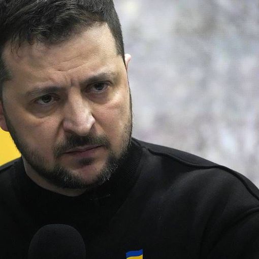 Ucraina, politica e militari in subbuglio: Zelensky forse licenzia il comandante dell’esercito