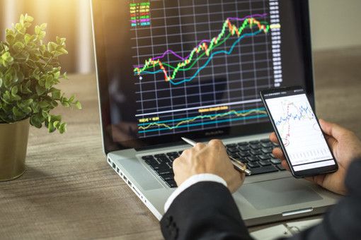 Trading CFD: strategie, XTB e opportunità del momento