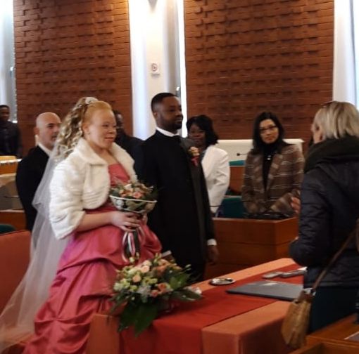 Collegno, l'Associazione Even29 Spose Onlus corona il sogno di Hervè e Mireille