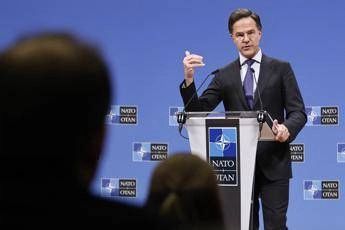 Nato, Rutte avverte: &quot;Adottare mentalità da tempo di guerra&quot;