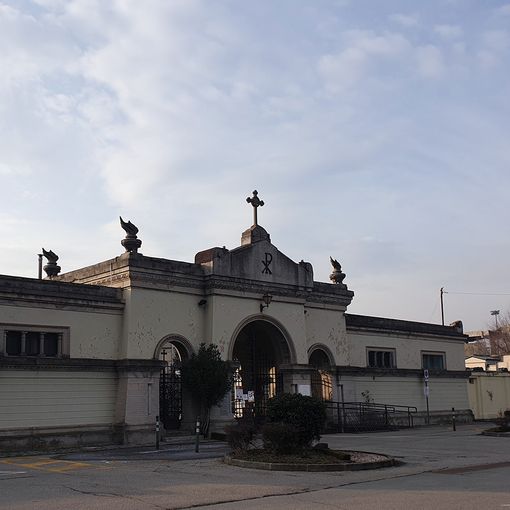 Lavori al cimitero di Volpiano, iniziato il secondo lotto