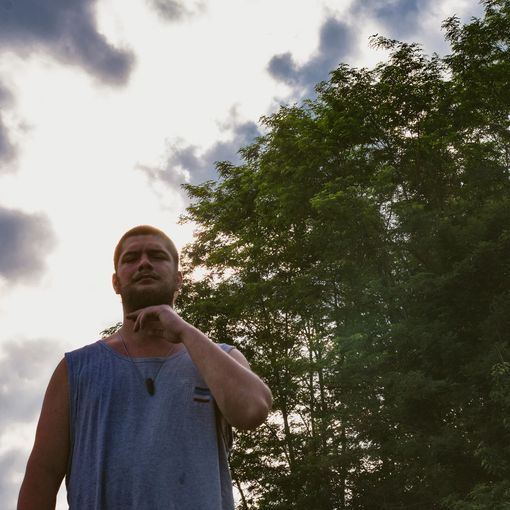 Falce, il rapper agronomo che tra politica e umanità narra la vita nell’hinterland dell’uomo