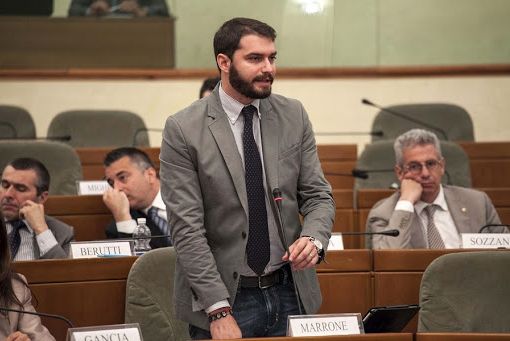 L'assessore Maurizio Marrone in Consiglio regionale