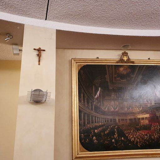 Preioni e Cane (Lega Salvini Piemonte): &quot;Impegno mantenuto, il crocefisso è tornato nell'aula di Palazzo Lascaris&quot;