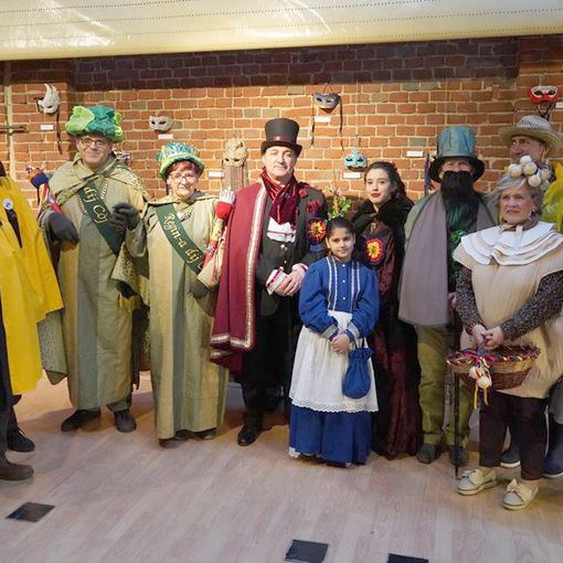 I personaggi del Carnevale di Settimo che sono intervenuti durante il servizio del Tg3 regionale