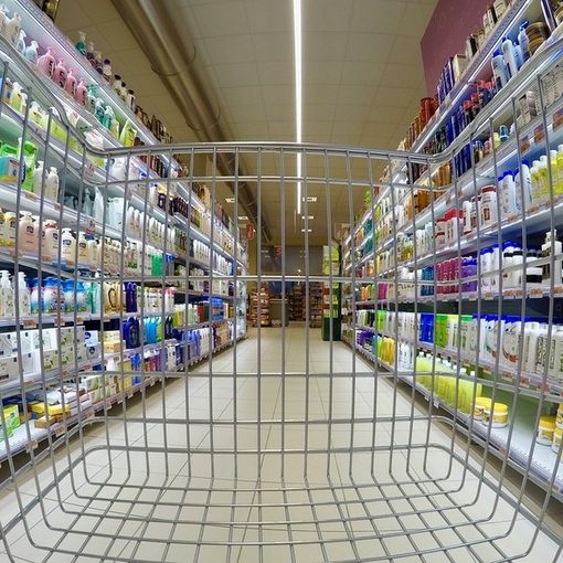 Tenta di rubare 400 euro di deodoranti: arrestata