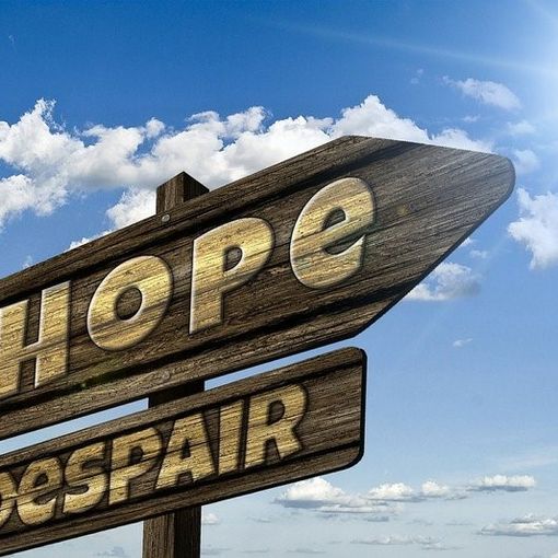 Riscopri il potere delle tue parole: l'importanza delle affermazioni positive nella psicoterapia
