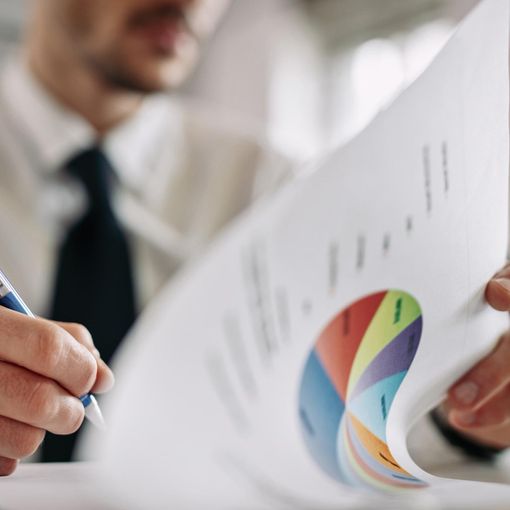 Come valutare il valore di un'attività industriale
