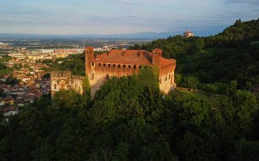 Il Castello della Villa ospita i primi eventi della stagione 2024. Dal 6 al 9 giugno &quot;Aspettando l’estate&quot;