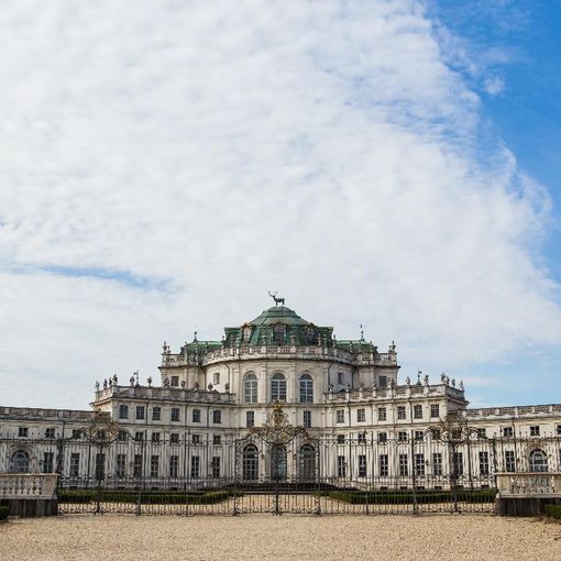 Palazzina di caccia di Stupinigi, eretta per i Savoia fra il 1729 e il 1733 su progetto dell'architetto Filippo Juvarra