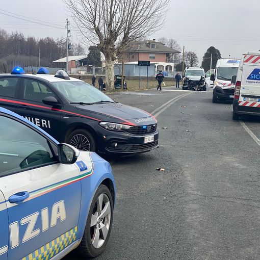 Scontro frontale: muore un 42enne di Cercenasco