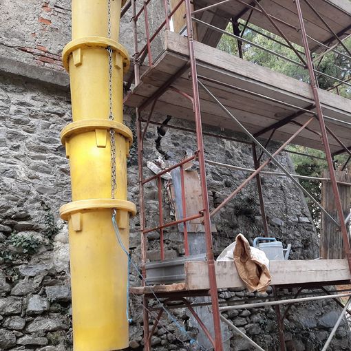 Loculi a rischio cedimento strutturale nel cimitero di Bricherasio [FOTO]