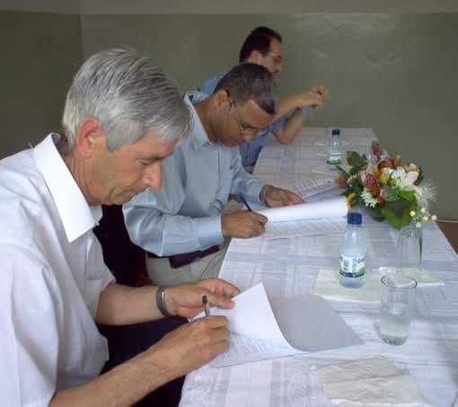 L'ex sindaco Costanzo in primo piano