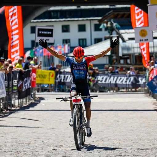 Settant’anni di pedalate e di vette con l’Alpina di Pinerolo