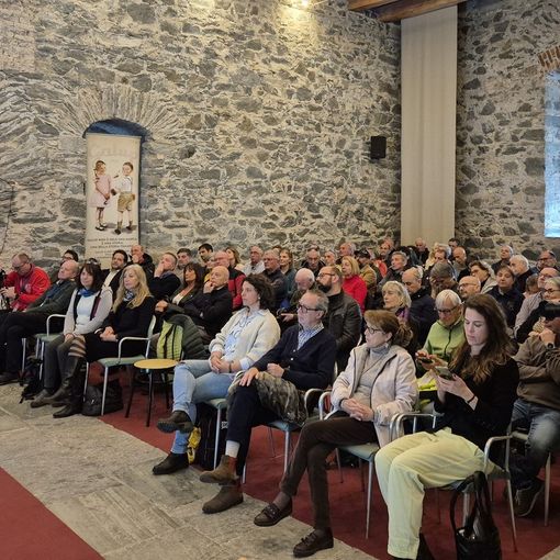 La platea alla presentazione di oggi alla Porte Reale