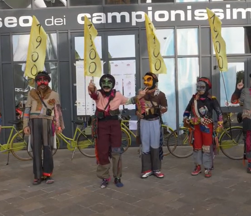 ‘Il campione e la zanzara’ di Faber Theater