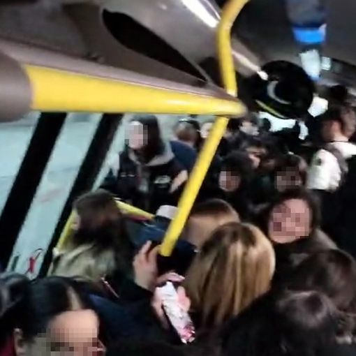 Il bus pieno