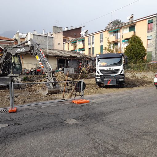 Al via i lavori per il nuovo parcheggio al posto dell’ex distributore Agip di Luserna San Giovanni