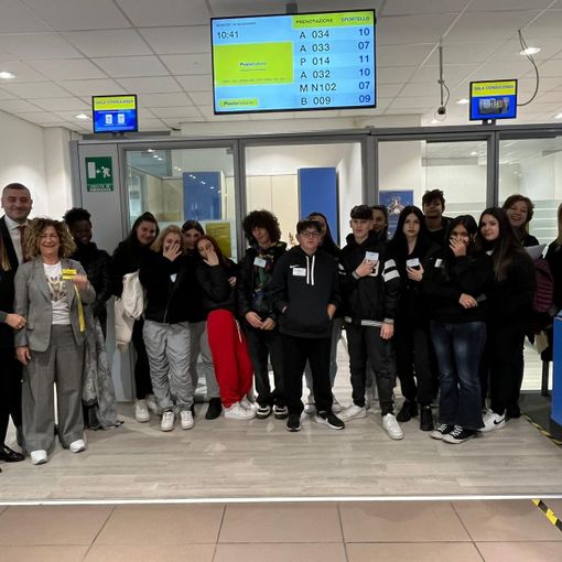 Pagamenti digitali e smistamento lettere: l’Engim ‘a lezione’ alle poste