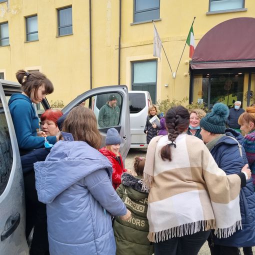 Le bimbe ucraine in Italia lunedì dall'associazione Domus