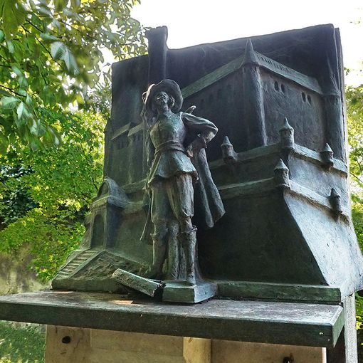 Il bozzetto della Maschera di ferro, prima del restauro
