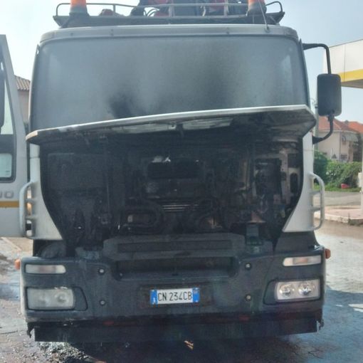 Incendio mezzo Acea
