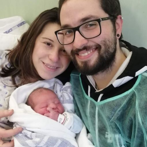 Andrea con mamma Cristina e papà Loris primo nato 2021 Asl To3