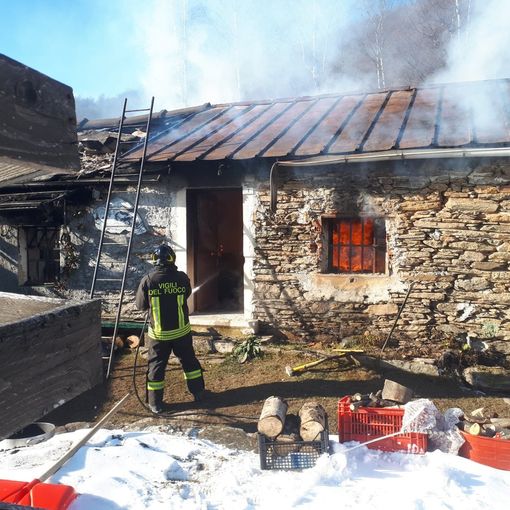 Incendio a Prageassaut San Germano Chisone