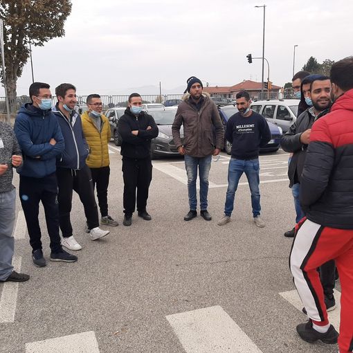 I lavoratori SiCobas in assemblea