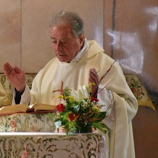Il parroco maestro di sci è diventato Monsignore