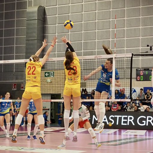 Attacco di Ungureanu, protagonista di giornata (foto di Christian Bosio)