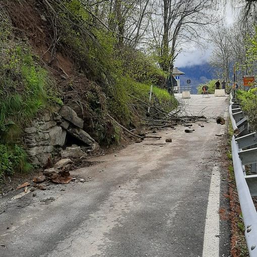 Exilles, la provinciale di Deveys chiusa per frana fino a lunedì