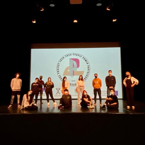 Ragazzi in teatro